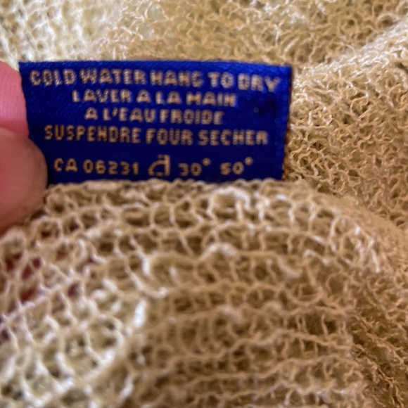 Beautiful Vintage Lime Green Fine Crocheted Knit Top. One size. - Picture 10 of 10